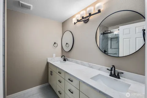 $1,265,000 | 904 187th Place Southwest, Lynnwood, WA 98036