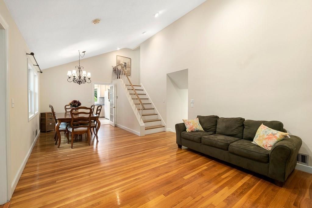 6 Caulfield Road Wayland, MA 01778 - Photo 6 of 23 Gallery Image 6