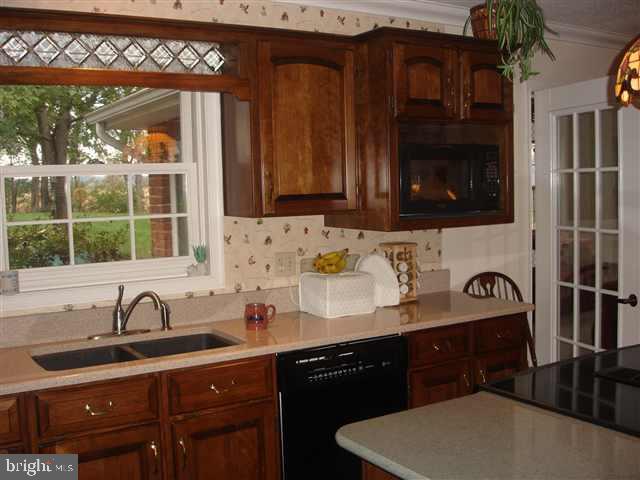 55 Shellbark Court Carlisle, PA 17015 - Photo 8 of 12 Gallery Image 8