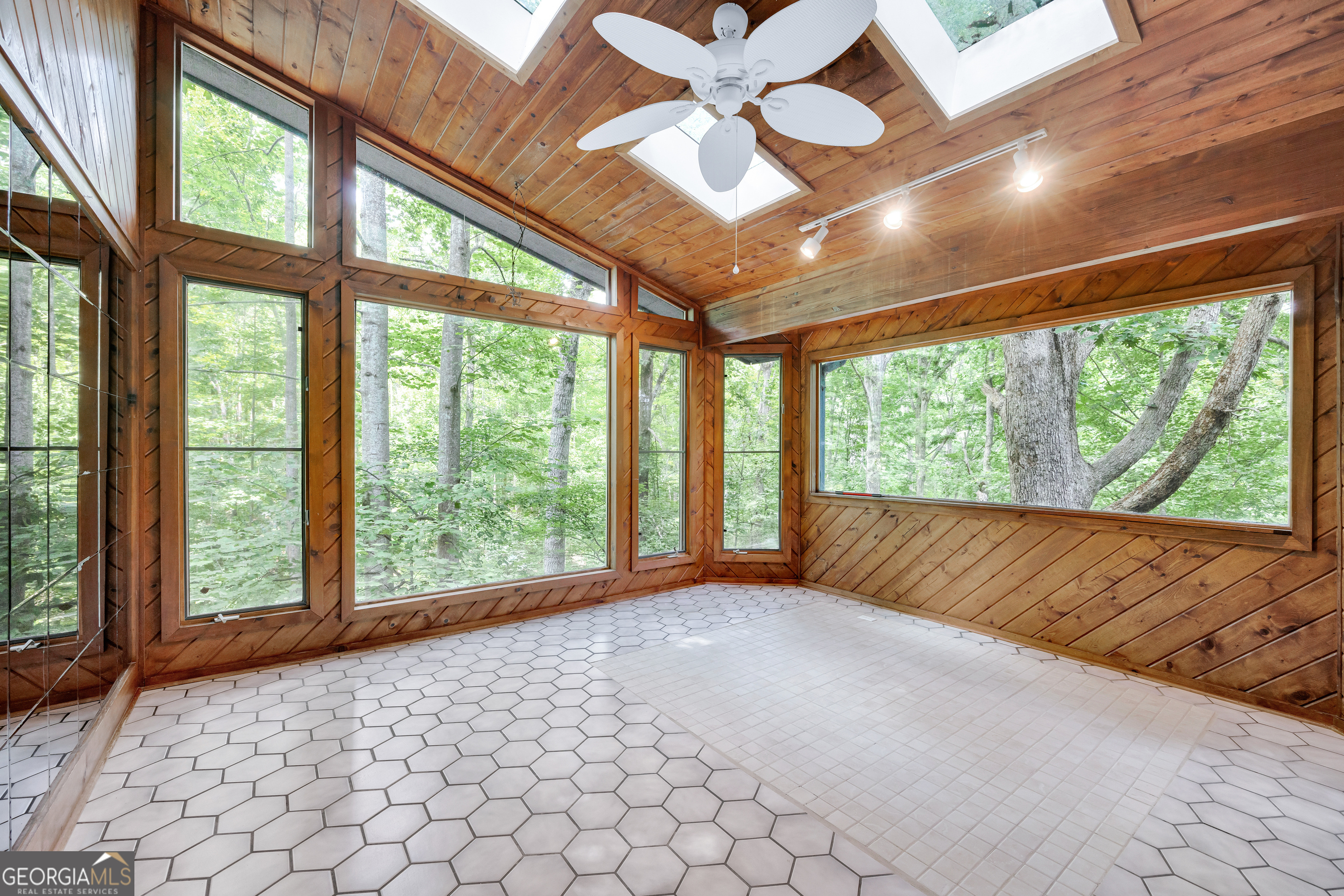 2209 Highway 184 Toccoa, GA 30577 - Photo 23 of 53
