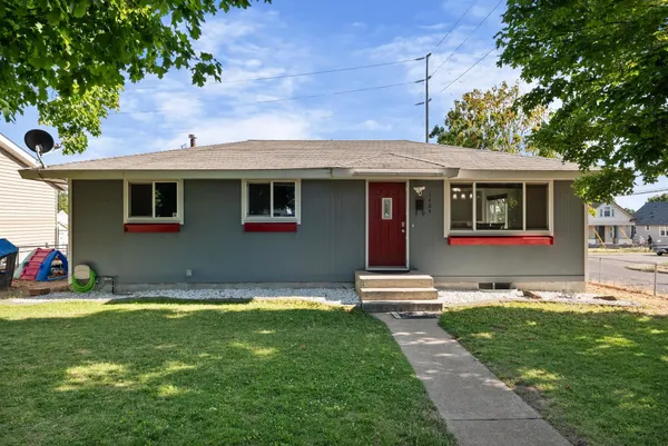 $399,999 | 1404 East Gordon Court, Spokane, WA 99207