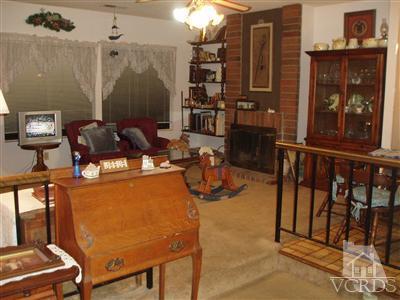 49 Wrangler Road Simi Valley, CA 93065 - Photo 5 of 21 a room with musical instruments
