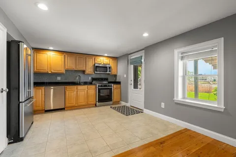 $2,200,000 | 35 Doty Avenue, Danvers, MA 01923
