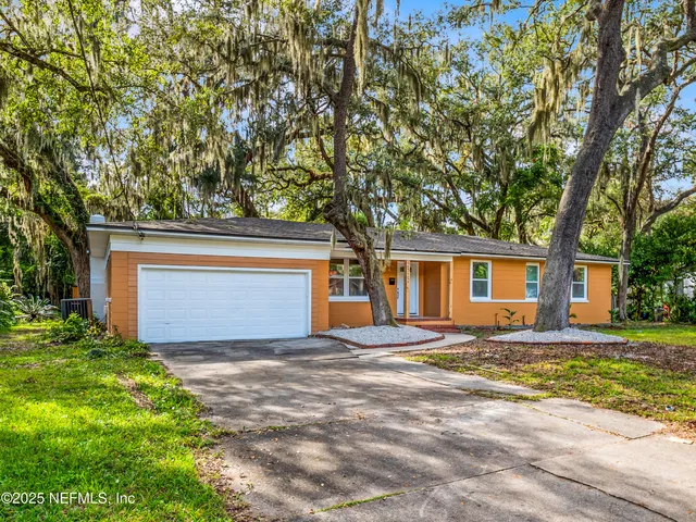 $340,000 | 2522 Grasshopper Lane, Orange Park, FL 32073