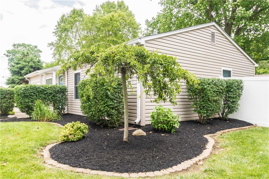 1449 Lochry Road Franklin, IN 46131 - Photo 11 of 32 Gallery Image 11
