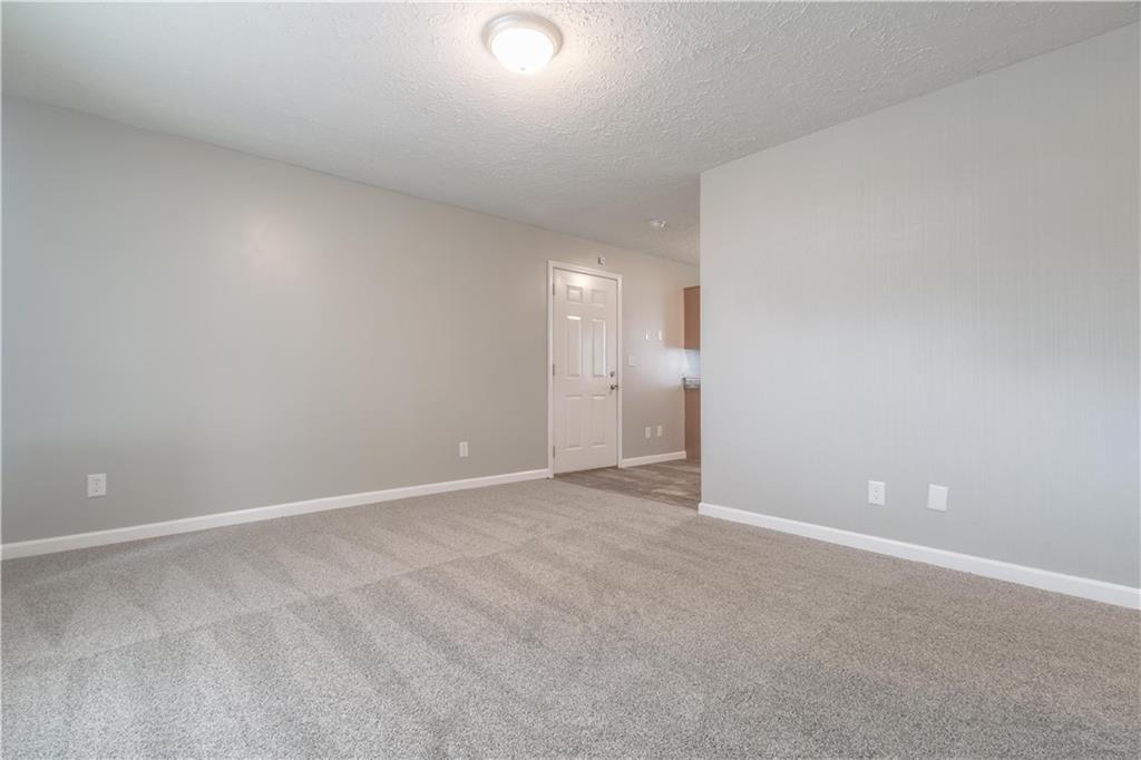1449 Lochry Road Franklin, IN 46131 - Photo 15 of 32 Gallery Image 15