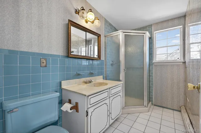 $499,000 | 2 Kirkup Street, Bay Shore, NY 11706