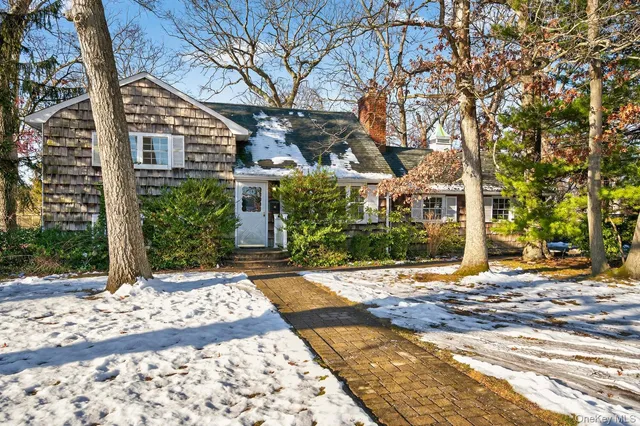 $499,000 | 2 Kirkup Street, Bay Shore, NY 11706