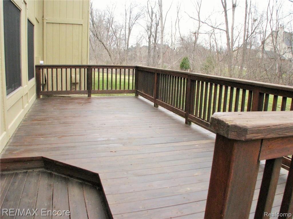 2387 Rochelle Park Drive Rochester Hills, MI 48309 - Photo 14 of 30