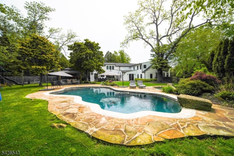 379 White Oak Ridge Road Short Hills, NJ 07078 - Photo 2 of 29