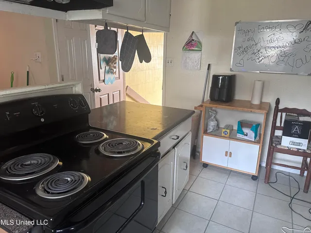 $100,000 | 2110 Cleveland Avenue, Pascagoula, MS 39567