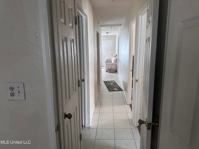 $100,000 | 2110 Cleveland Avenue, Pascagoula, MS 39567