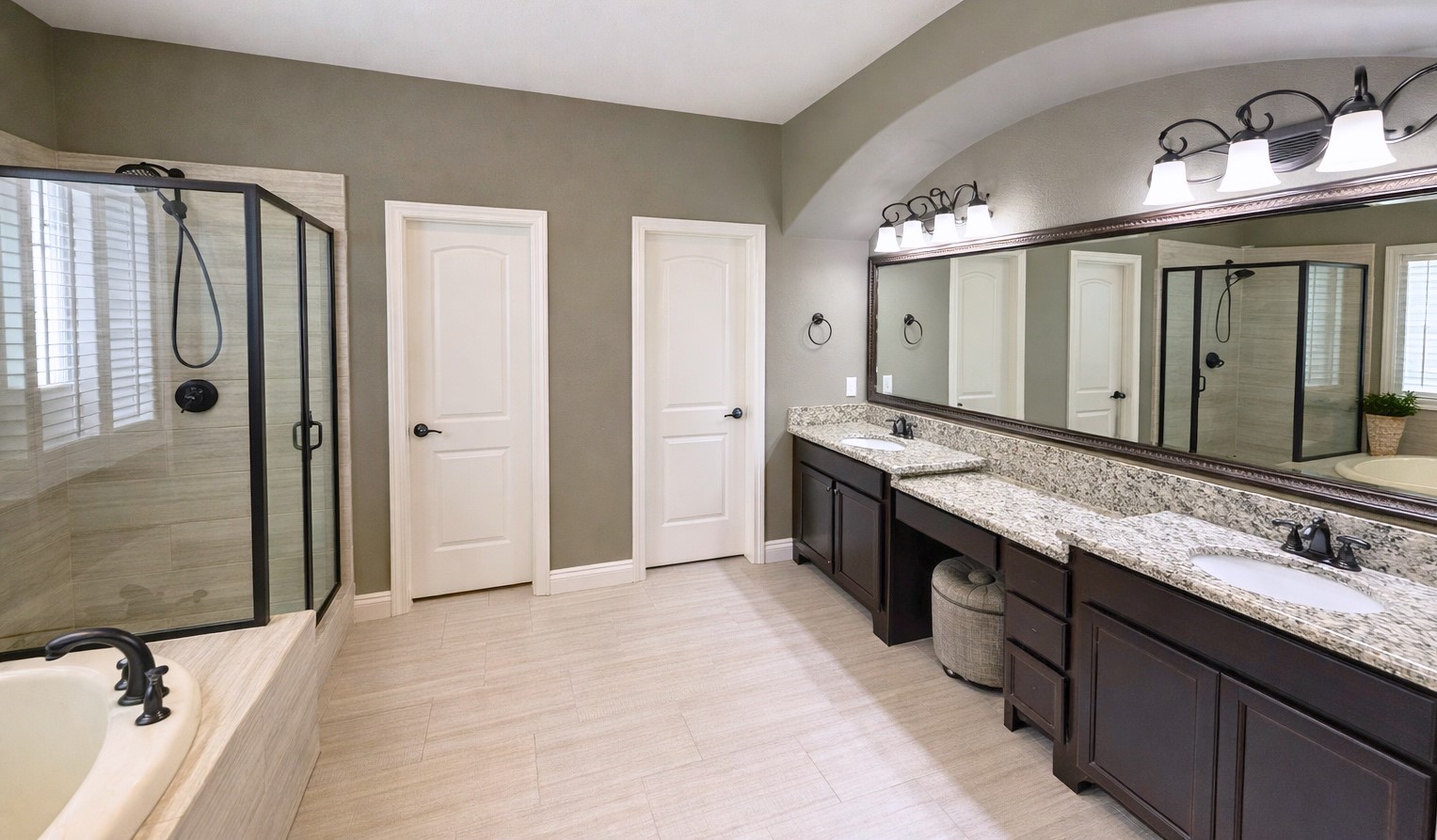 27838 Colonial Point Drive Katy, TX 77494 - Photo 12 of 28 Spacious primary bath with extended vanity and 2 oversized walk in closets,