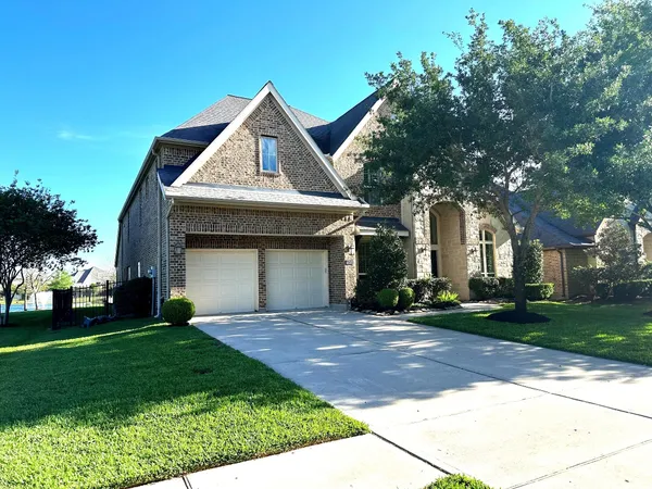 $690,000 | 27838 Colonial Point Drive, Katy, TX 77494