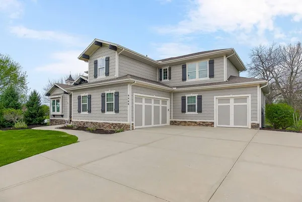 $1,450,000 | 9900 West 152nd Street, Overland Park, KS 66221
