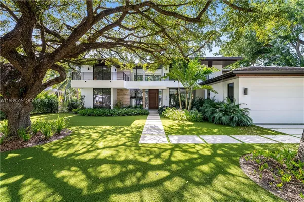$6,495,000 | 7900 Southwest 57th Court, South Miami, FL 33143