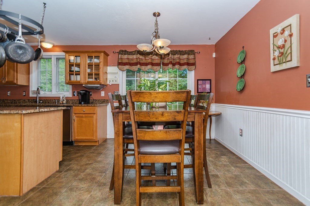 57 Autumn Road Dracut, MA 01826 - Photo 8 of 41