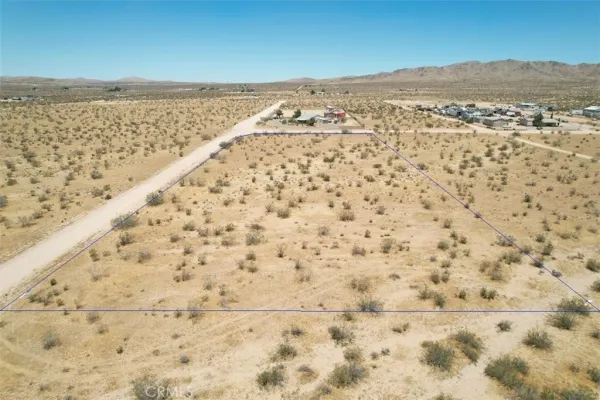$69,900 | 1 Cathedral Drive, Apple Valley, CA 92307