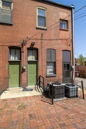 $1,100 | 2214 Cherokee Street, Unit 2, St. Louis, MO 63118
