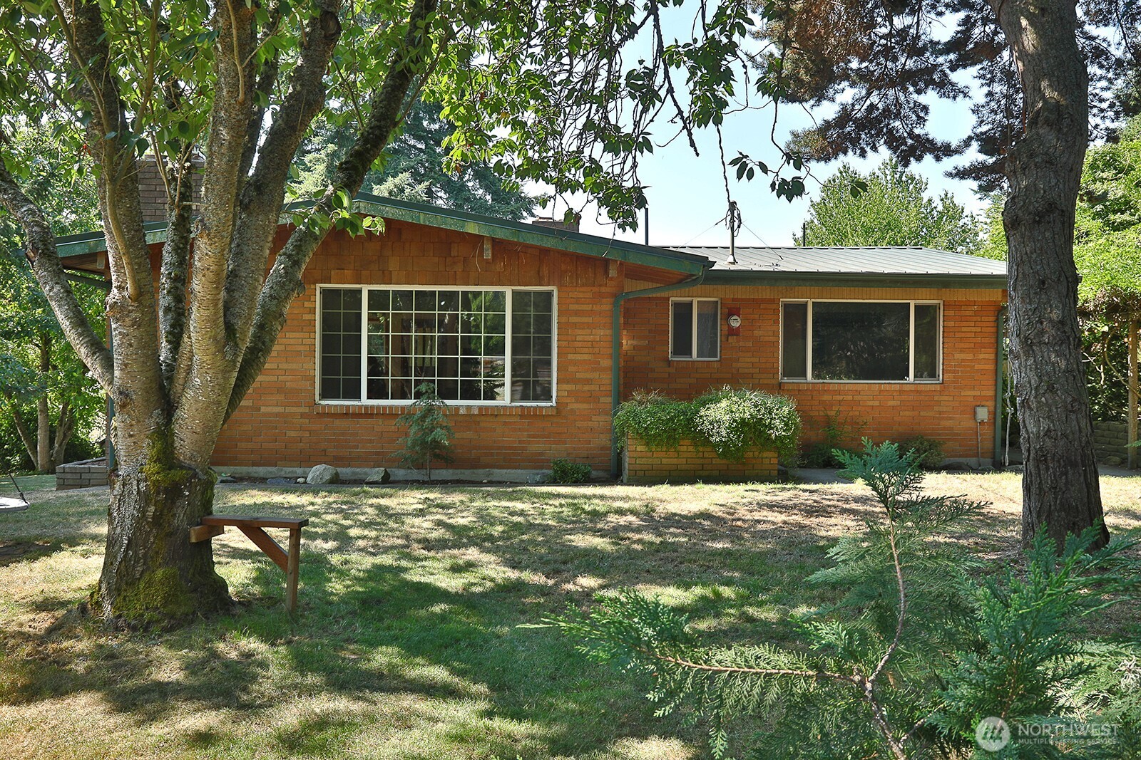 5970 Maxwelton Road Clinton, WA 98236 - Photo 3 of 40 Gallery Image 3
