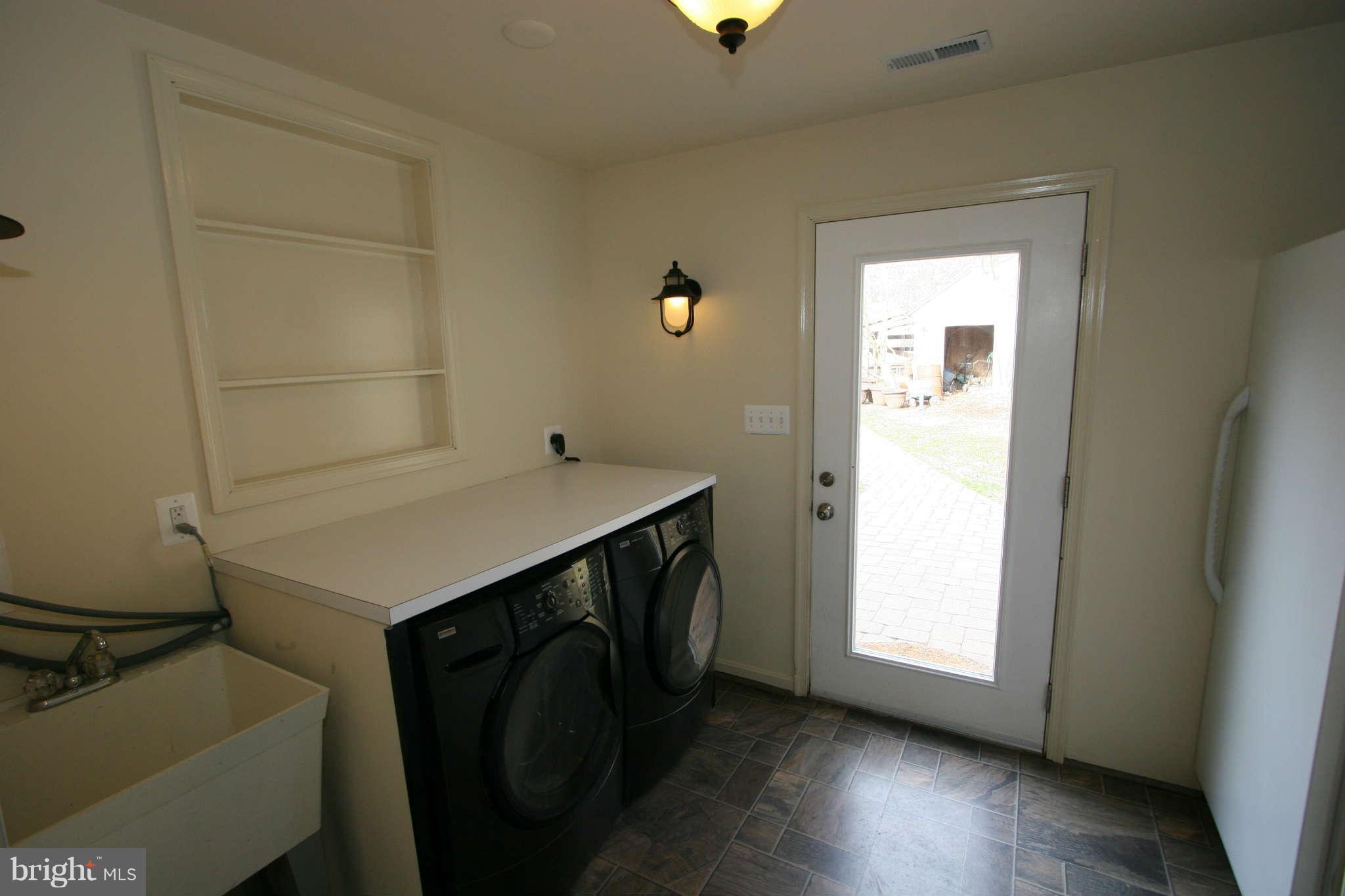 9012 Dogwood Road Windsor Mill, MD 21244 - Photo 11 of 24 Interior (General)