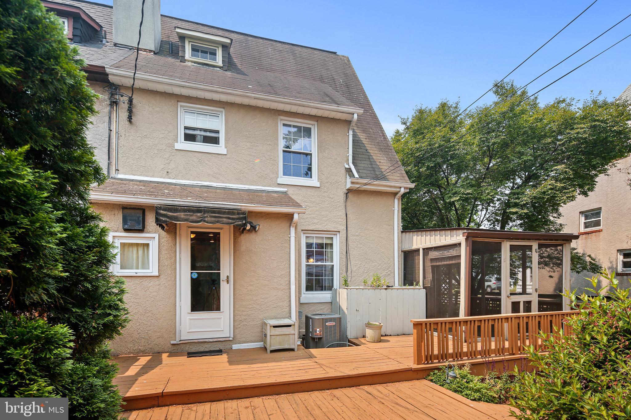 3 Northship Road Dundalk, MD 21222 - Photo 19 of 29 Storm Door