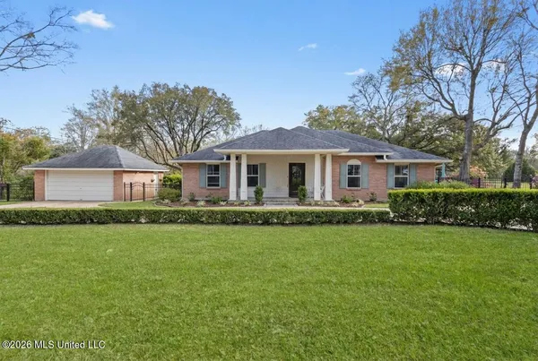 $1,125,000 | 1402 Calhoun Street, Ocean Springs, MS 39564