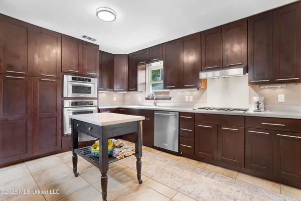 $1,125,000 | 1402 Calhoun Street, Ocean Springs, MS 39564