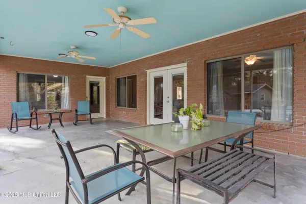 $1,125,000 | 1402 Calhoun Street, Ocean Springs, MS 39564