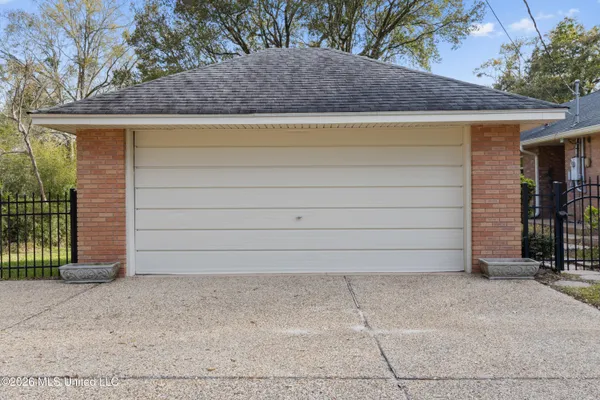 $1,125,000 | 1402 Calhoun Street, Ocean Springs, MS 39564