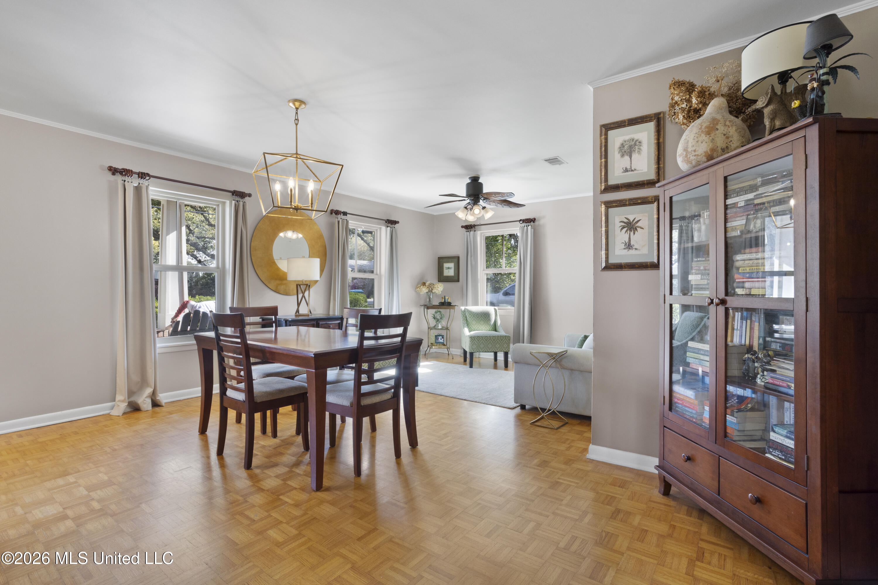 1402 Calhoun Street Ocean Springs, MS 39564 - Photo 8 of 76 Natural Lighting
