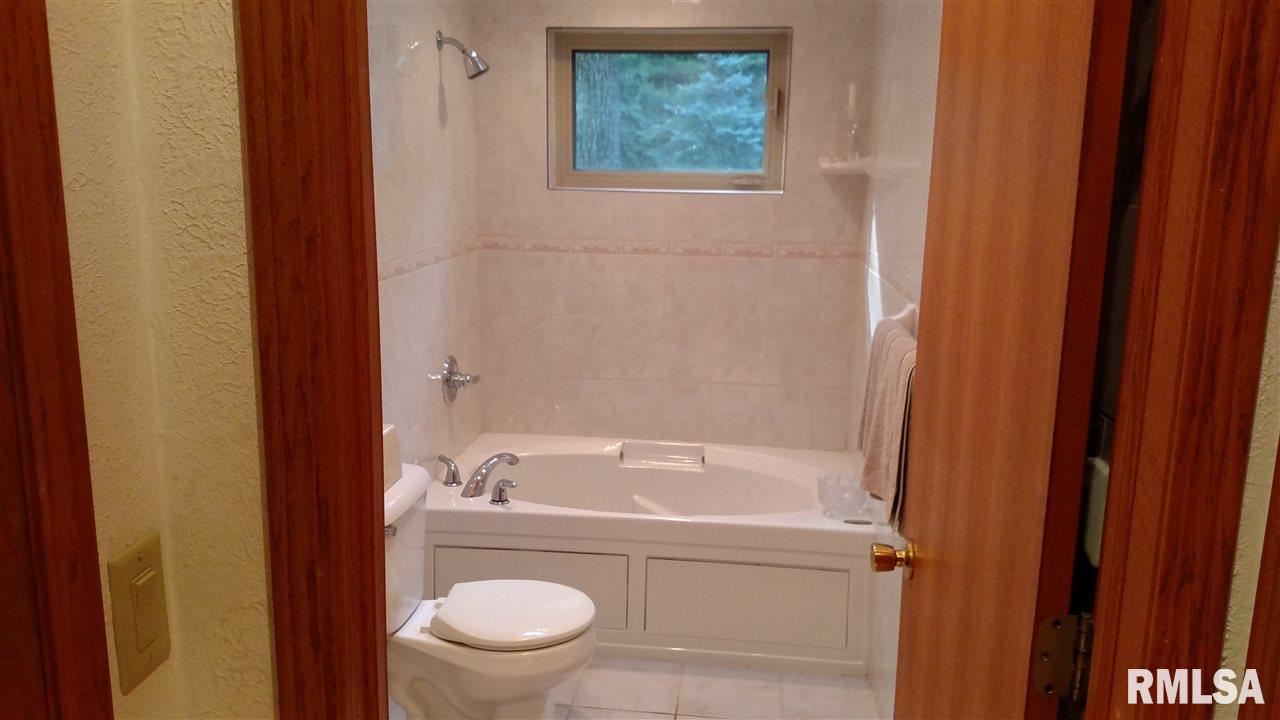 6589 Bass Road Manito, IL 61546 - Photo 19 of 36 Gallery Image 19