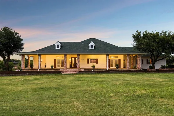 $1,250,000 | 13116 Hillcrest Boulevard, Fort Worth, TX 76244