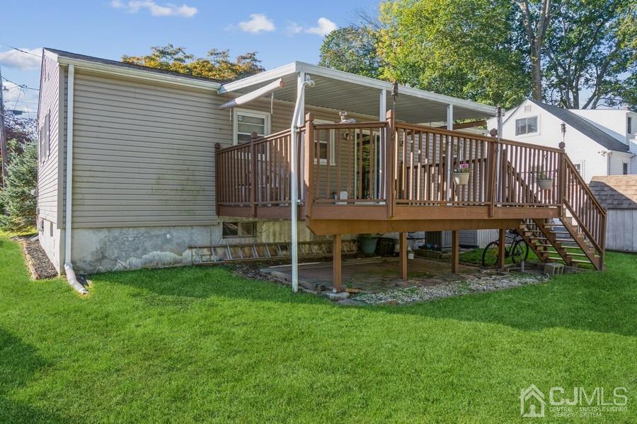 12 New Street Middlesex, NJ 08846 - Photo 18 of 20 front view of a house with a yard