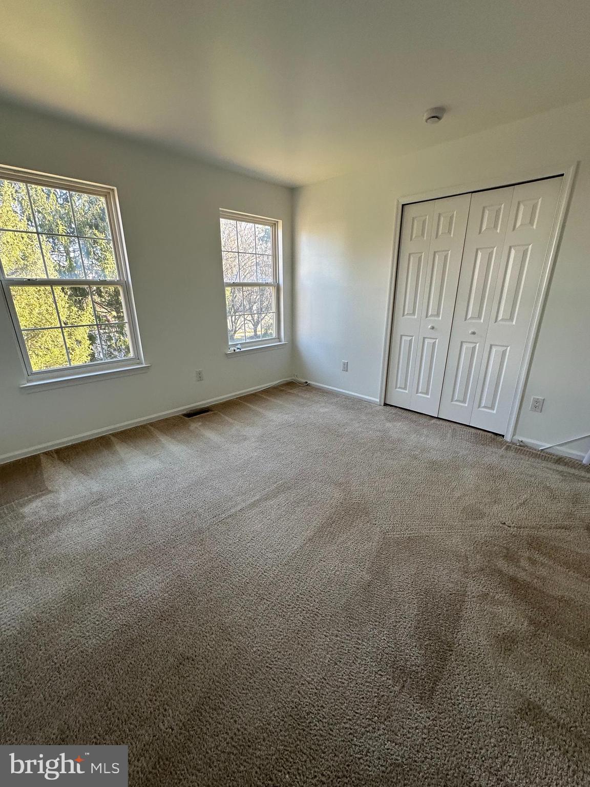 101 Coventry Way Mount Laurel, NJ 08054 - Photo 14 of 31 an empty room with windows