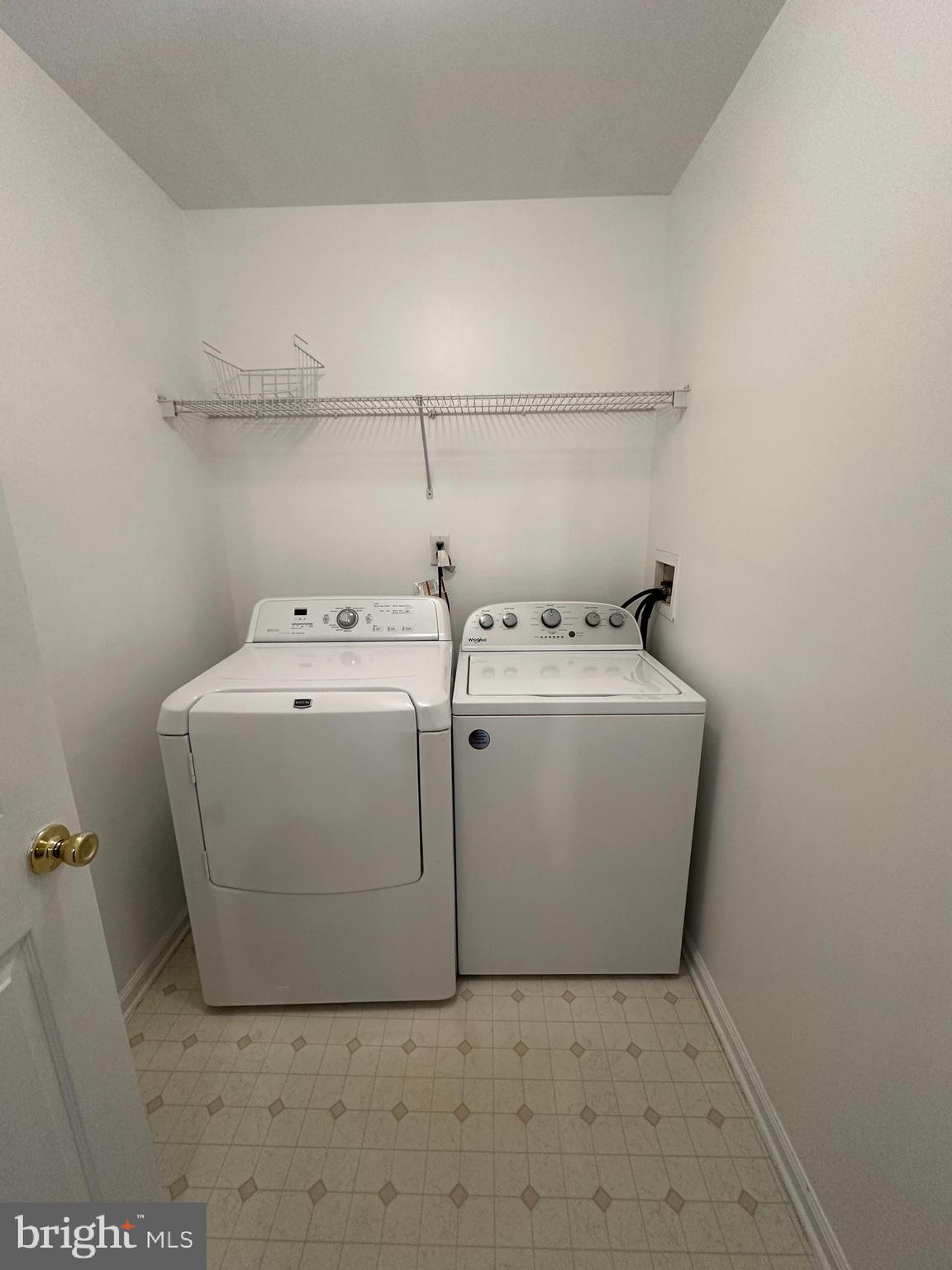 101 Coventry Way Mount Laurel, NJ 08054 - Photo 22 of 31 a utility room with dryer and washer