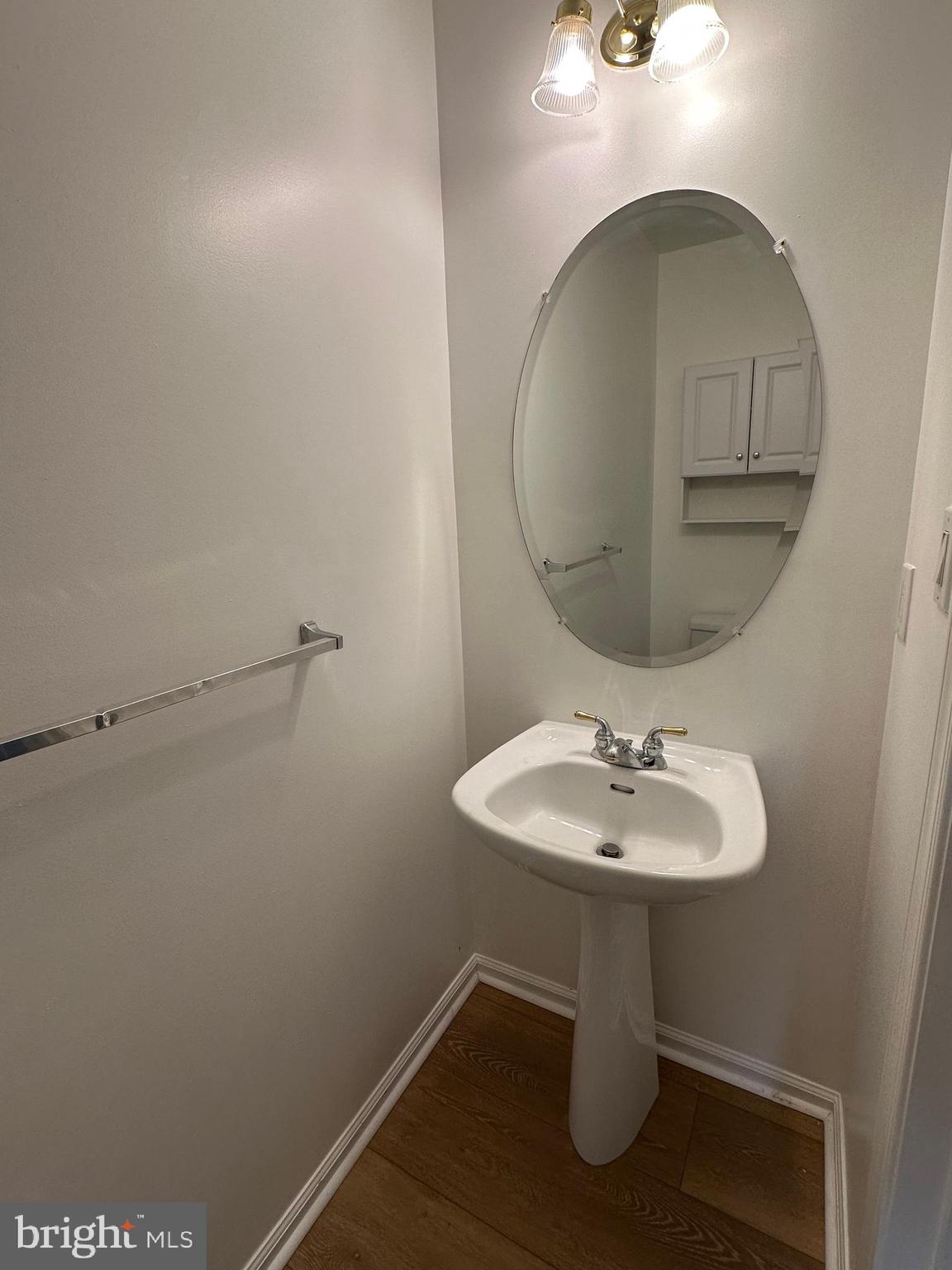 101 Coventry Way Mount Laurel, NJ 08054 - Photo 27 of 31 a bathroom with a sink and mirror