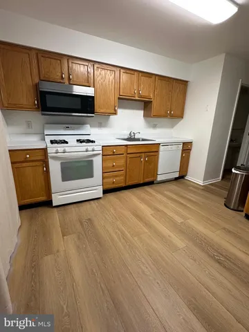 $2,600 | 101 Coventry Way, Mount Laurel, NJ 08054