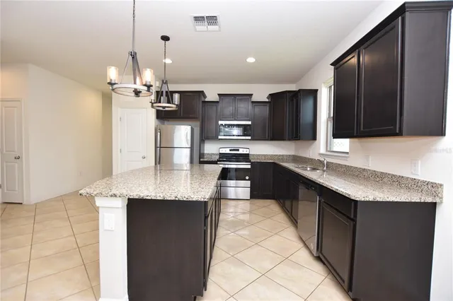 $2,160 | 8862 Conway Road, Polk City, FL 33868