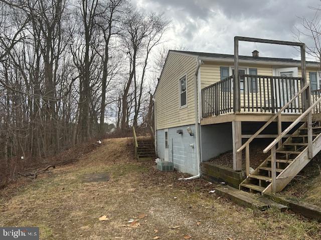 4211 Hunter Road South Hampstead, MD 21074 - Photo 3 of 18 a view of a house with a yard