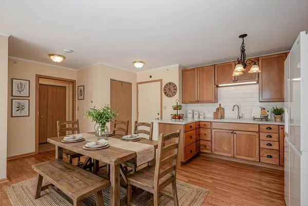 $105,000 | 801 North McLean Boulevard, Unit 320, Elgin, IL 60123