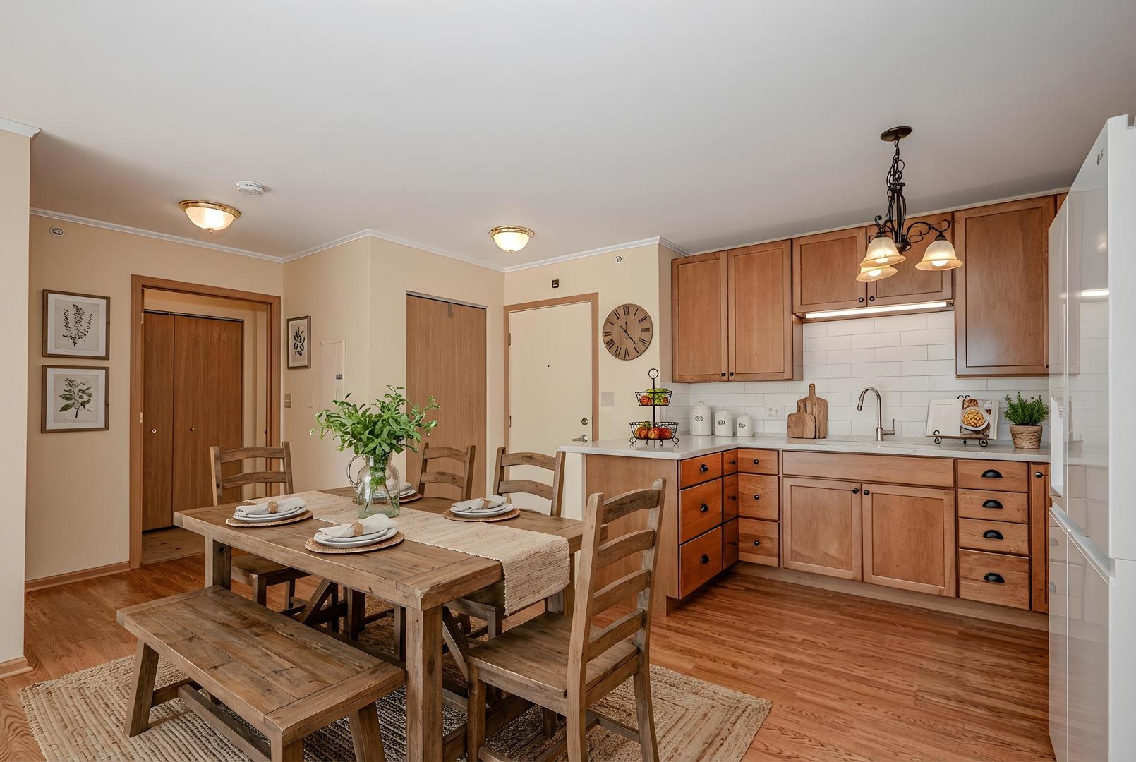801 North McLean Boulevard, Unit 320 Elgin, IL 60123 - Photo 7 of 38
