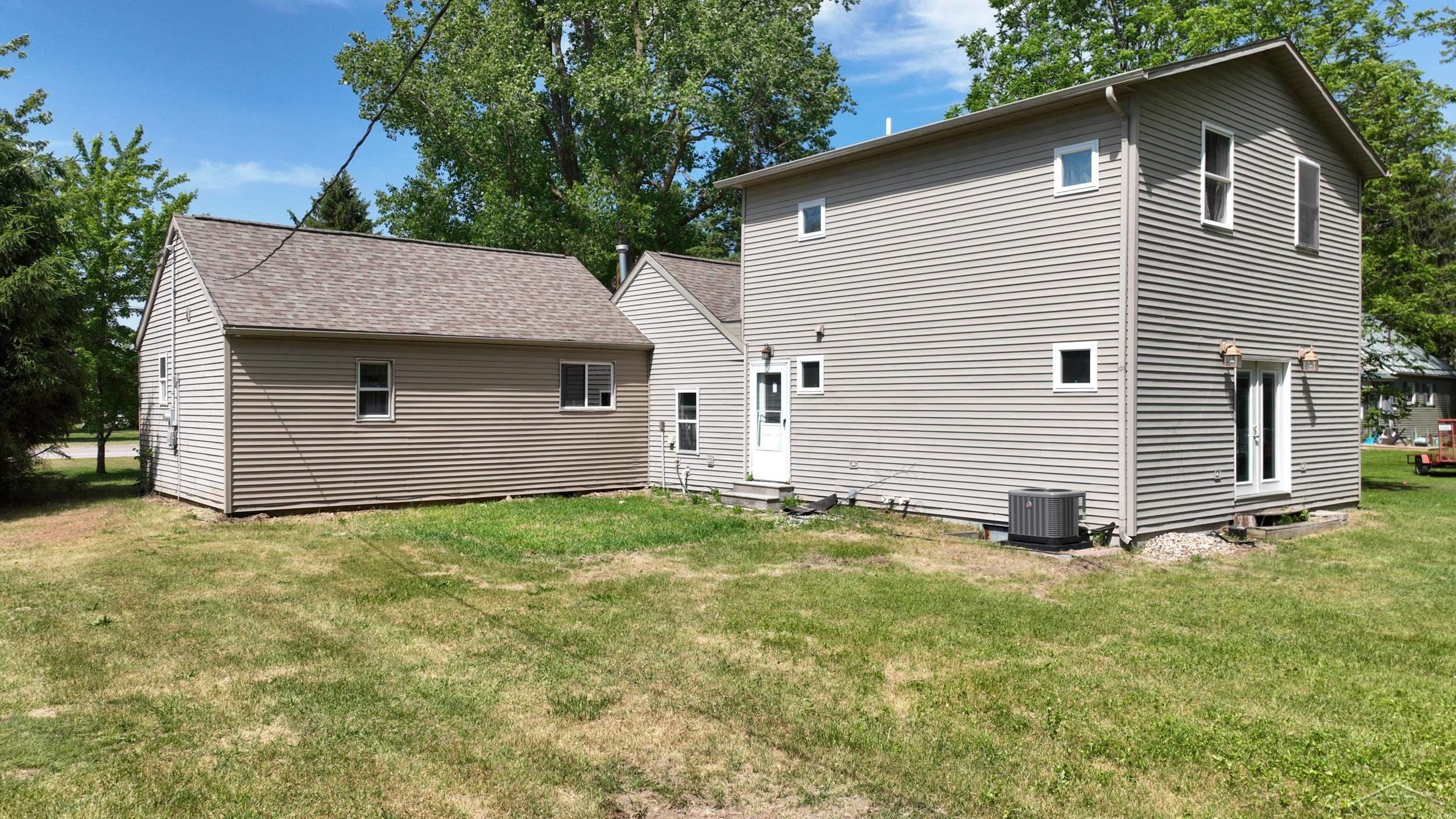 22359 Gratiot Road Merrill, MI 48637 - Photo 8 of 34