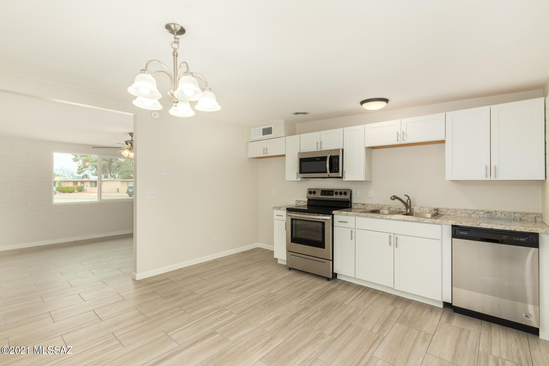3984 North Pomona Road Tucson, AZ 85705 - Photo 9 of 24
