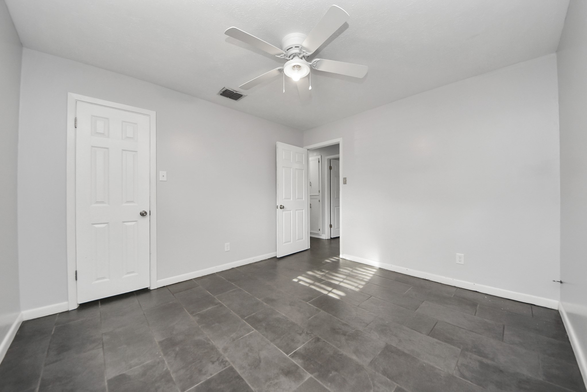 2004 Manor Street Dayton, TX 77535 - Photo 18 of 21 bedroom3