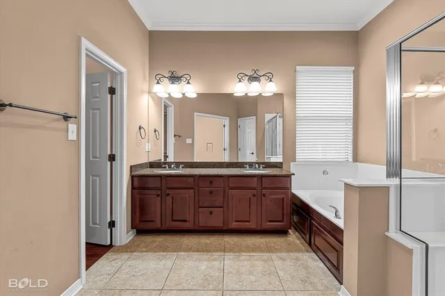 $2,300 | 1124 Crystal Creek Drive, Shreveport, LA 71106