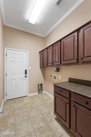 $2,300 | 1124 Crystal Creek Drive, Shreveport, LA 71106