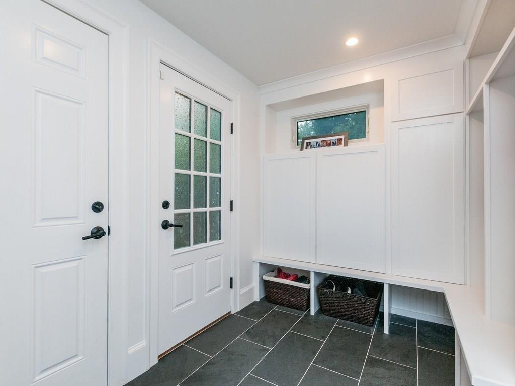 216 Quinobequin Road Newton, MA 02468 - Photo 8 of 18