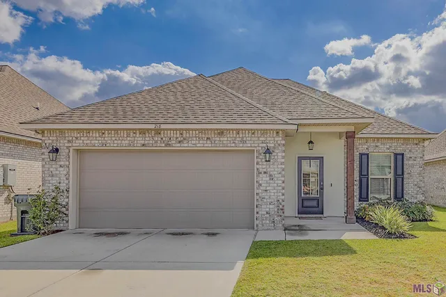 $265,000 | 218 Sophie Drive, Houma, LA 70364