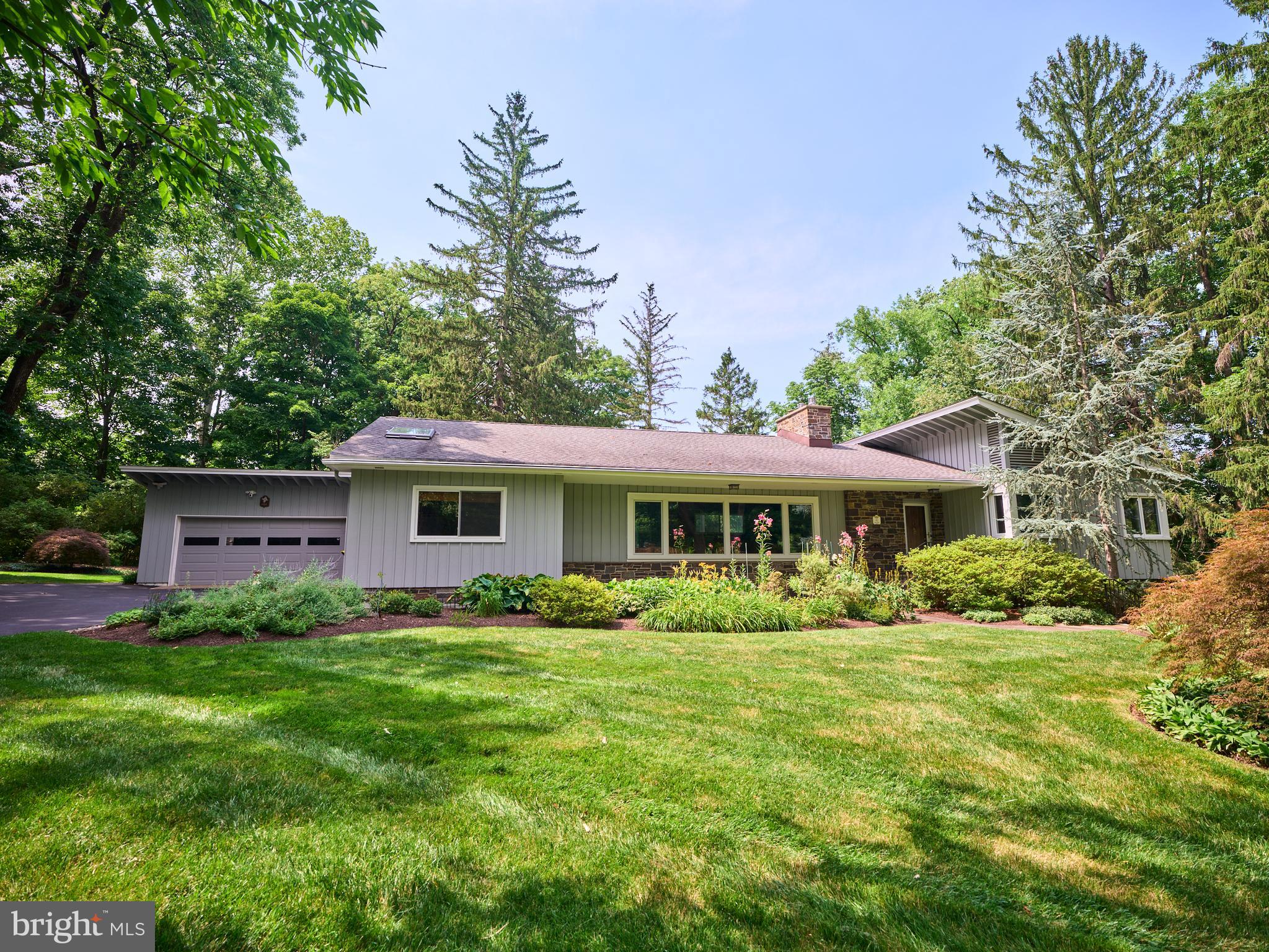6783 Chapel Road New Hope, PA 18938 - Photo 1 of 37